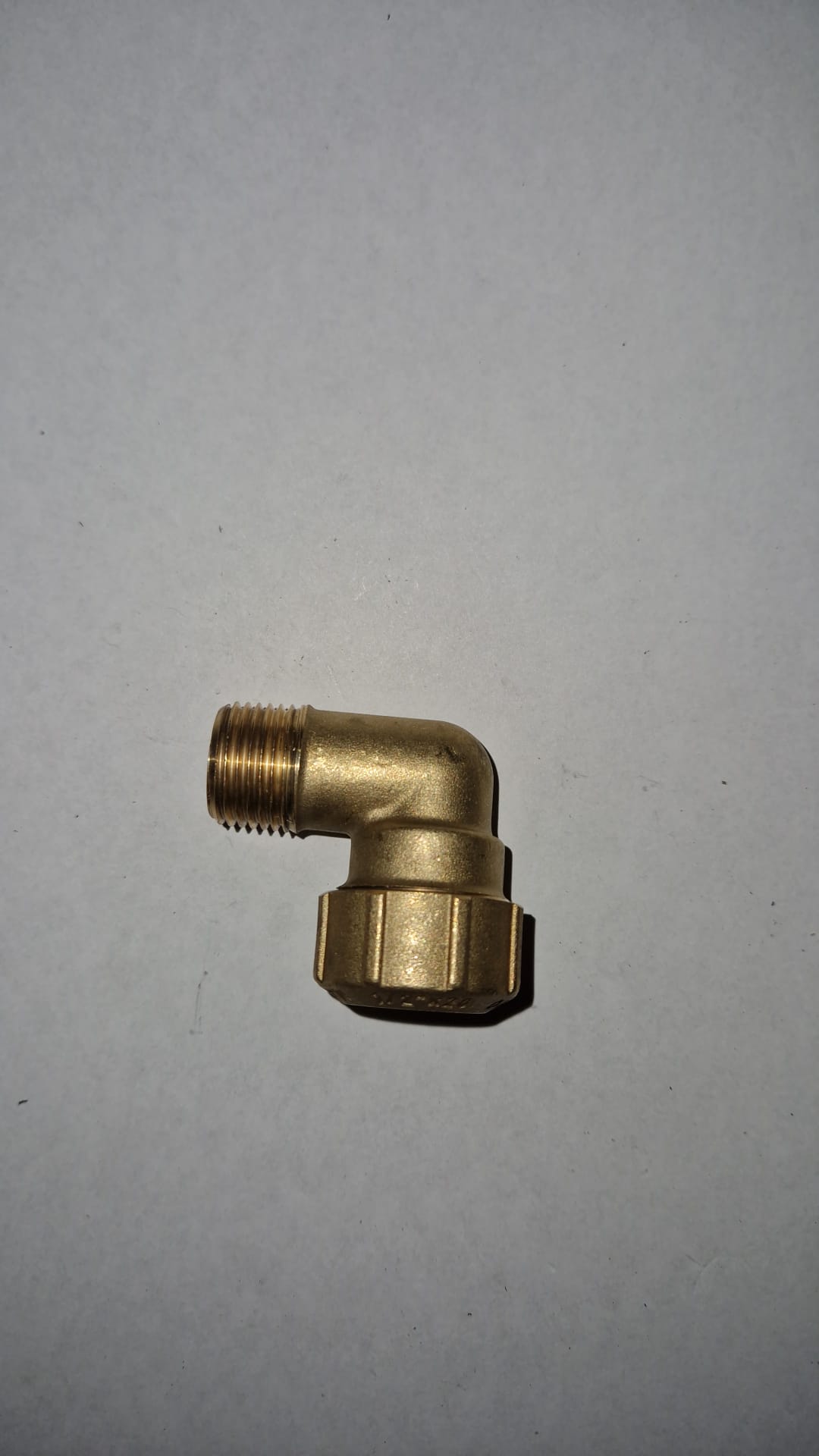 Messing PE-Verschraubung 90° IA